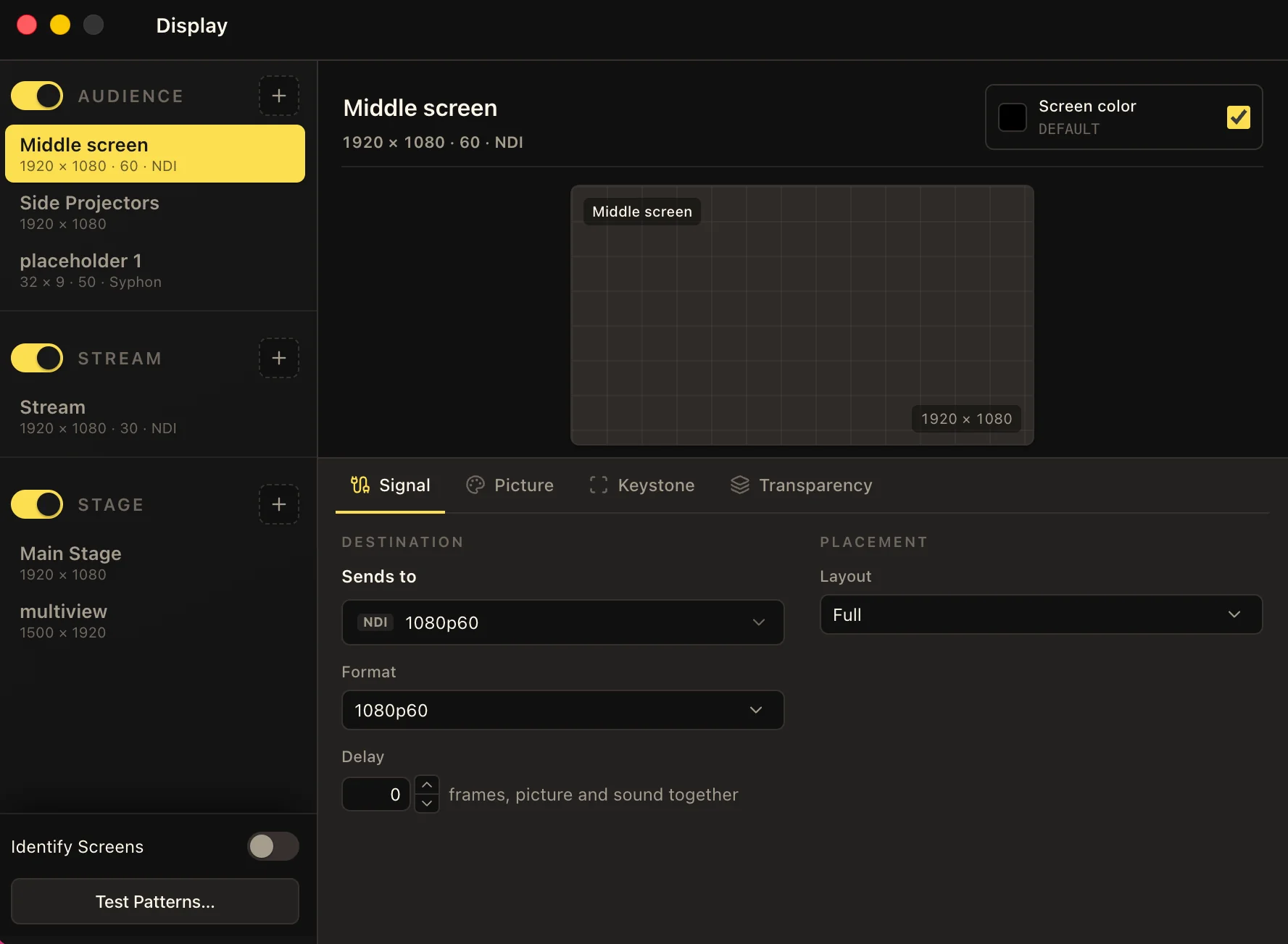 LlamaPresenter Display window showing named Audience, Stream, and Stage outputs and the selected screen's signal settings